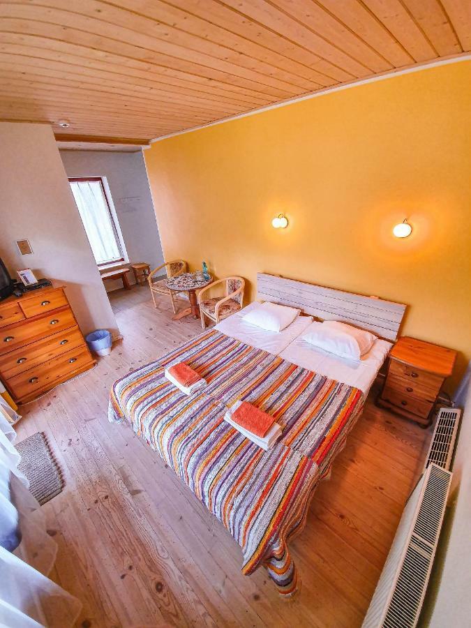 Maza Kapa Hotel Koknese Bagian luar foto